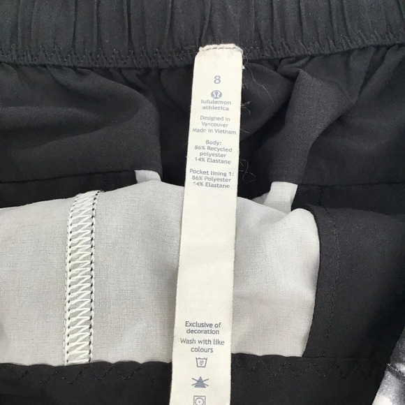 Lululemon Spring Break Away Shorts Dusk Dye Black/White Summer Size 8 - Picture 7 of 7